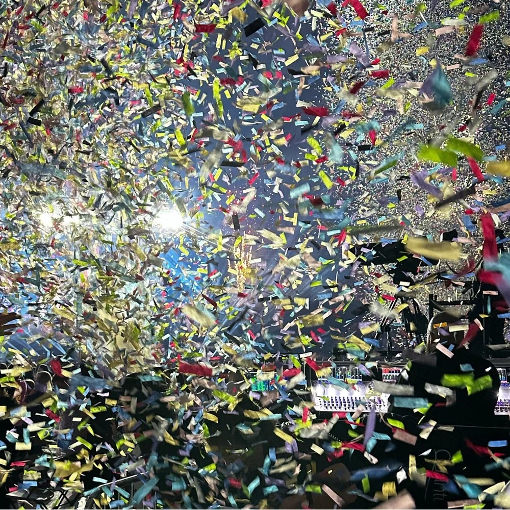 Taylor Swift The Eras tour confetti star necklace with glitter - Picture 3 of 9